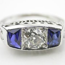 Vintage and antique jewelry trend in 2026